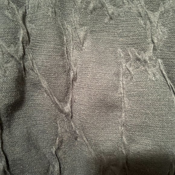 Shirt - Picture 2 of 2